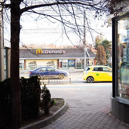 Ultracentral Golden Apartament 2 Suceava Exterior foto
