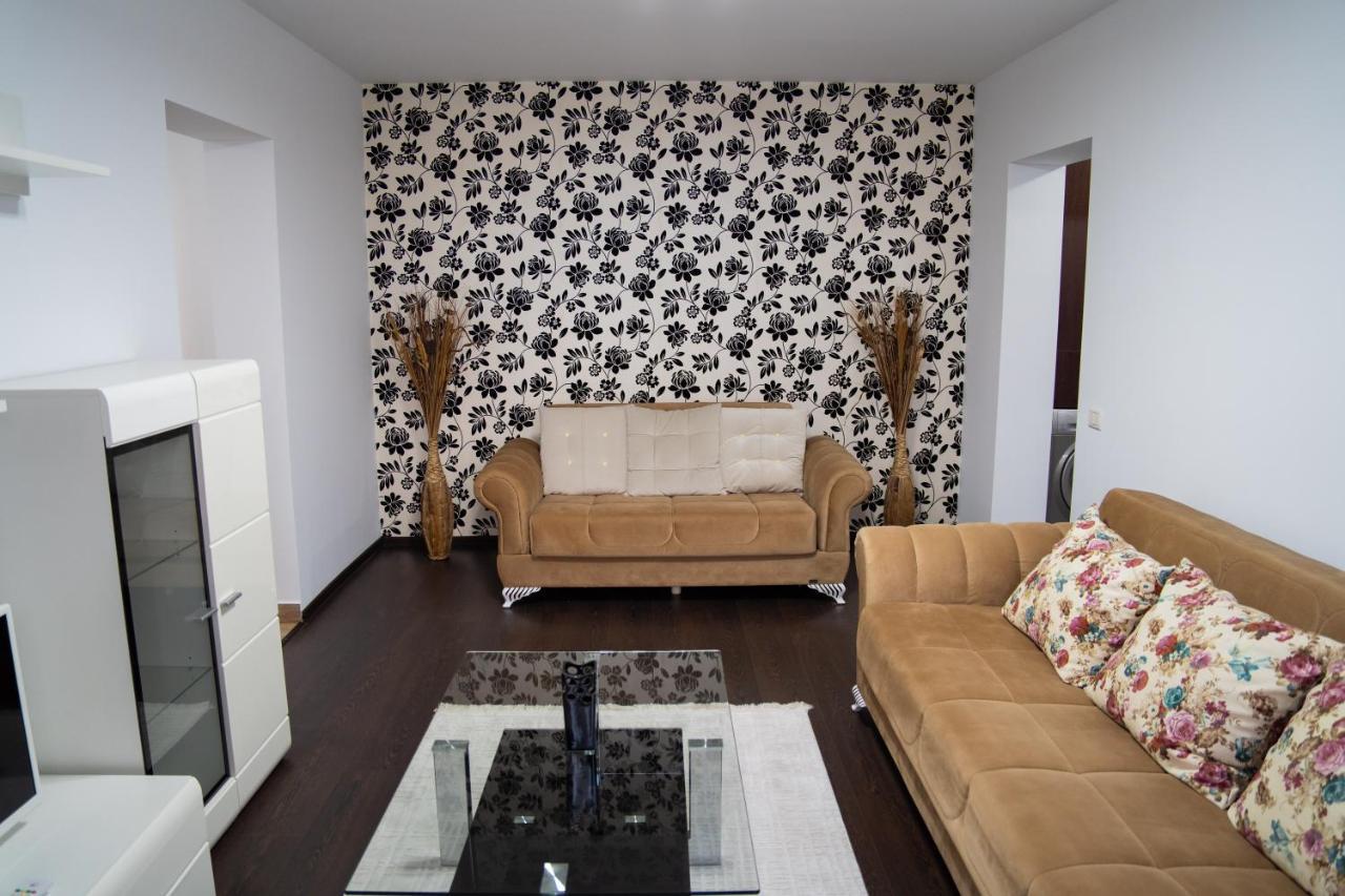 Ultracentral Golden Apartament 2 Suceava Exterior foto